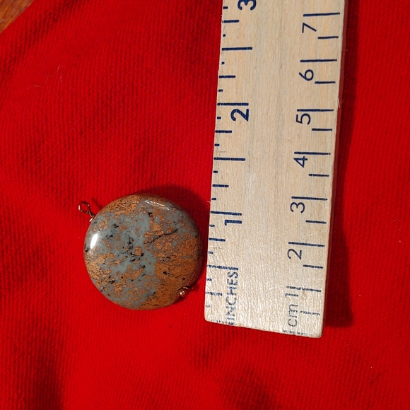 Pendant - Picture 3 of 3